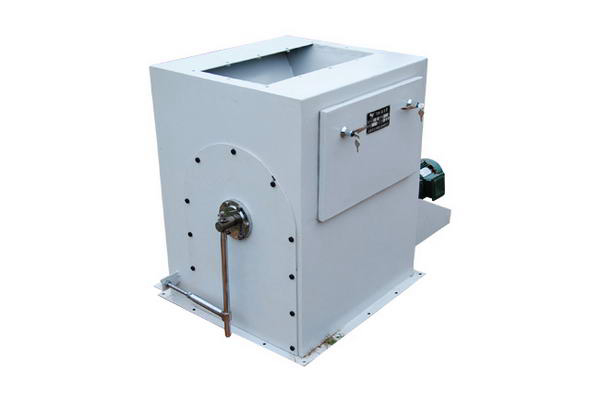 TCWC 輥式磁選器 噴塑-02